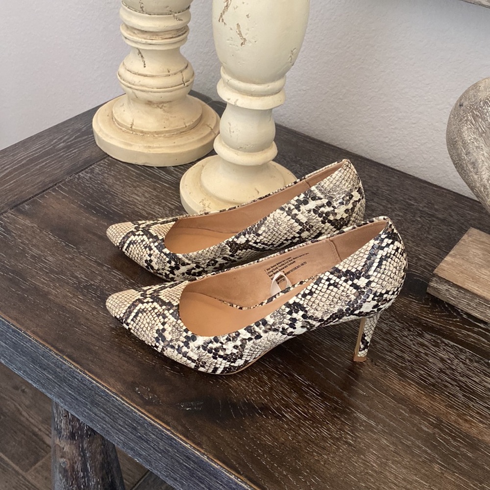 Target heels - Picture 3 of 3